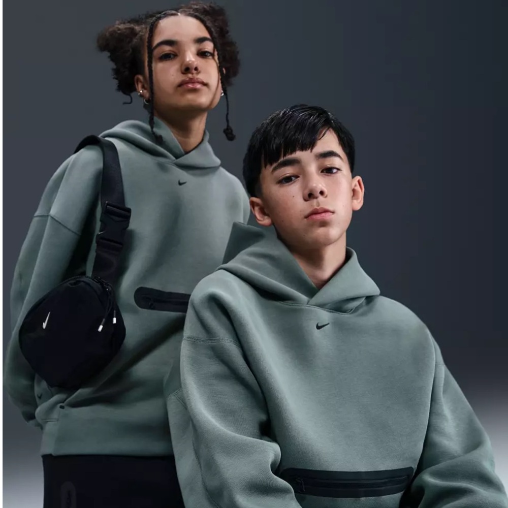 Nike Girls Sportswear Tech Fleece Oversized Pullover Hoodie - Clay Green/Black